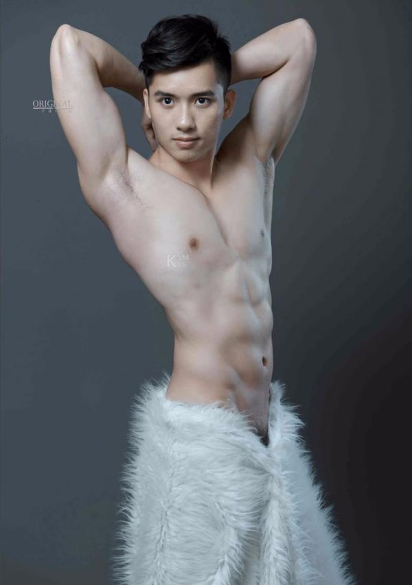 Original-Photo-1.1-原色-1-陽光美型男-趙赫尹-1